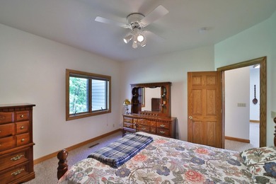Magnificent Kabetogama Lake home on 14 acres. This custom-built - photo 31