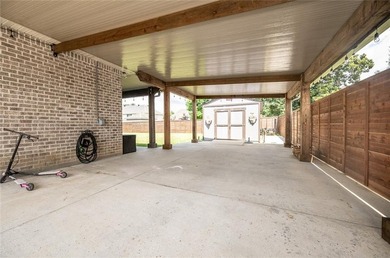 Welcome to Turtle Creek! This beautifully updated 5-bedroom - photo 34