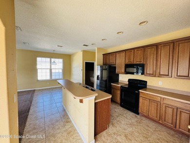 Located in the gated Bayside Lakes community, this spacious 3 - photo 6