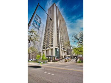 Lake Home For Sale in Chicago, Illinois