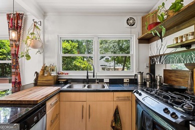 Located in sought-after East Lake, within the coveted 1st-tier - photo 13