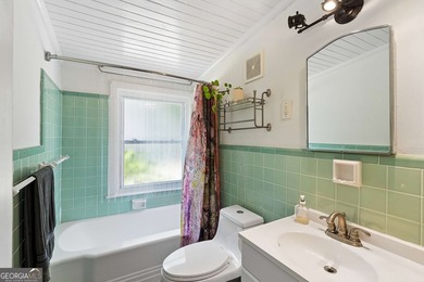 Located in sought-after East Lake, within the coveted 1st-tier - photo 21