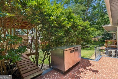 Located in sought-after East Lake, within the coveted 1st-tier - photo 26
