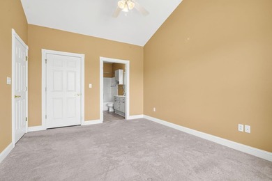 Don't miss this beautifully maintained top-floor end-unit condo - photo 29