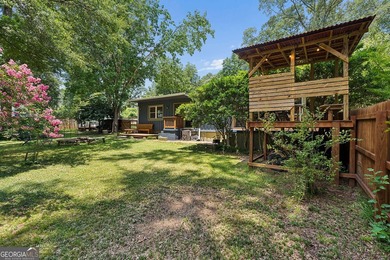 Located in sought-after East Lake, within the coveted 1st-tier - photo 29