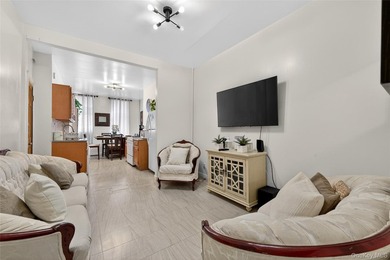 JUST LISTED! 6-UNIT MULTI-FAMILY BUILDING | 12 BEDROOMS, 6 - photo 10