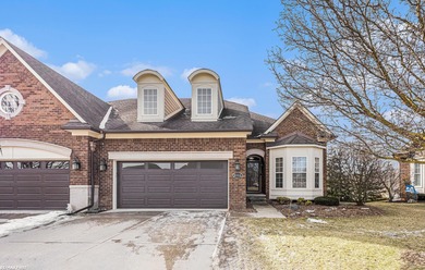 Clinton River Condo For Sale in Clinton Township Michigan