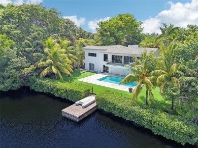 (private lake, pond, creek) Home For Sale in Miami Florida