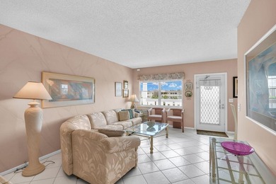 Spacious 4th floor Condo 2 br 2 bath This condo is Fully - photo 12