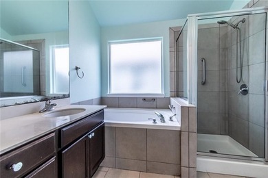 Welcome to this charming cottage-style retreat in the heart of - photo 18