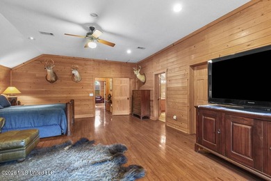 Escape to your own secluded waterfront haven, where breathtaking - photo 20