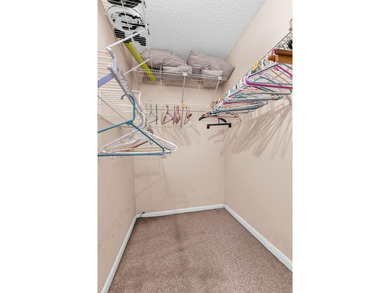 Spacious 4th floor Condo 2 br 2 bath This condo is Fully - photo 38