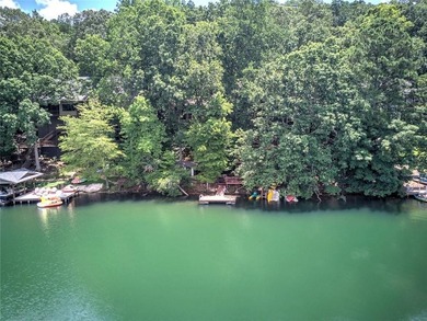Your Lakeside Sanctuary Awaits: Discover unparalleled lakeside - photo 40