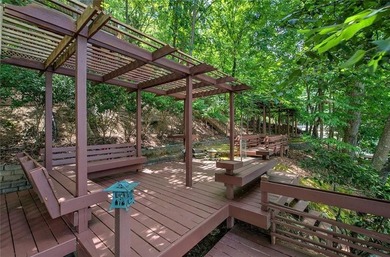 Your Lakeside Sanctuary Awaits: Discover unparalleled lakeside - photo 43