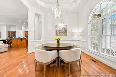 Welcome home to this beautifully updated 4-bedroom, 3.5-bath - photo 8