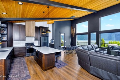 SPECTACULAR lake waterfront access with GIGANTIC lake views and - photo 7