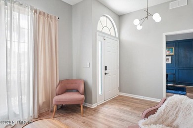 The cutest house in Mandarin can be yours! Preferred lender is - photo 12