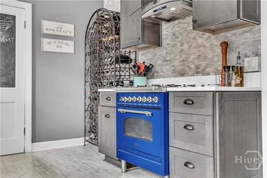 Located in the heart of midtown near Habersham Village, this - photo 13