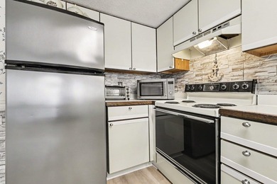 Ocean View Condo in Garden City Beach! Welcome to Carolina - photo 15