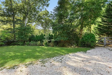 Tucked away saltbox home with an inground pool and abundant - photo 20