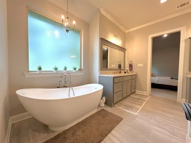 Beautiful custom home built in 2022 located in The Links at - photo 22
