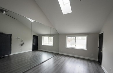 Step into this charming 2-story, 3-bedroom, 2.5-bath villa - photo 2