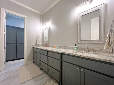 Beautiful custom home built in 2022 located in The Links at - photo 27