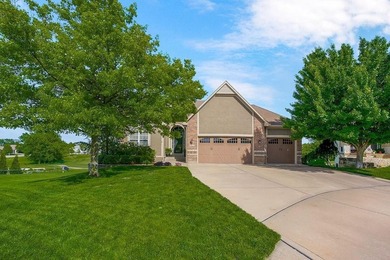 *** NEW ROOF INCLUDED *** This beautiful home is back on the - photo 41