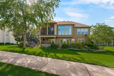 *** NEW ROOF INCLUDED *** This beautiful home is back on the - photo 42