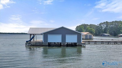 A rare legacy estate on the main channel of Lake Guntersville - photo 47