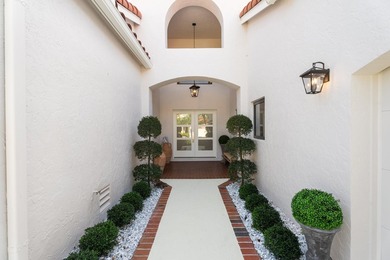 Welcome to this beautifully renovated home in Jonathans Landing - photo 4
