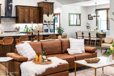 PRICED TO SELL! UNDER APPRAISED VALUE! Welcome to life at The - photo 7
