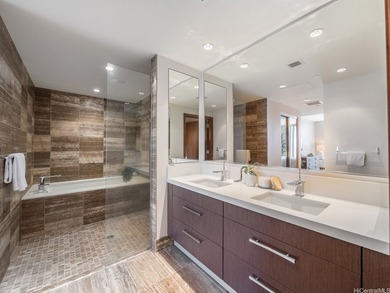 Positioned on a coveted high floor, Penthouse 2002 at One Ala - photo 18