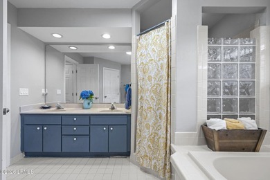 Experience easy, low-maintenance living on Dataw Island in this - photo 23