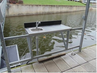 Furnished 2 Bedroom, 2 Bath Lakefront Condo With 12x32 Boat Slip - photo 23