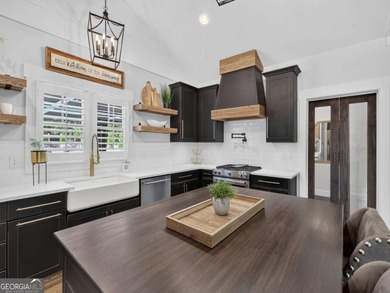 Welcome to this stunning, move-in ready lake house, a true - photo 25