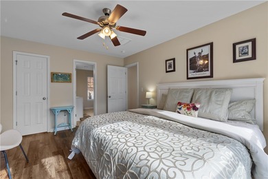 Lake Keowee Waterfront Living Evoking Constant Vacation SOLD - photo 26