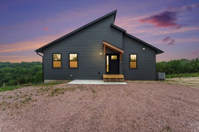 Lewis and Clark Lake Home For Sale in Crofton Nebraska