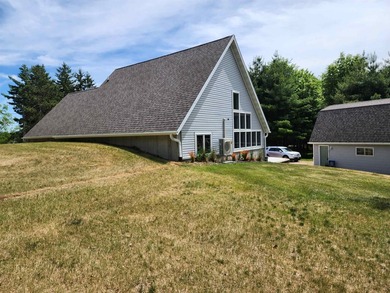 Located on a dead end with a boat ramp to beautiful emerald - photo 11