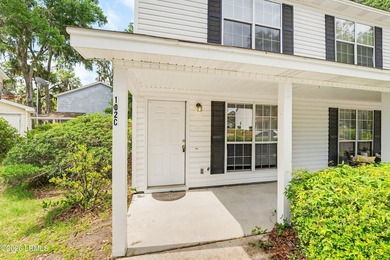 Left side of this townhome in quiet residential neighborhood - photo 19