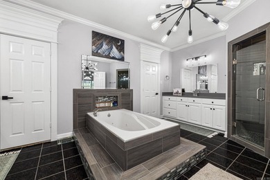 Experience elevated golf course living in this beautiful 3 - photo 19