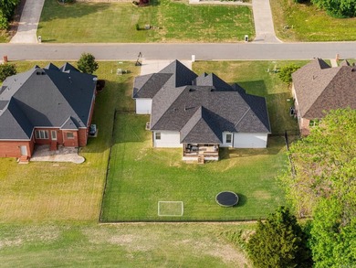 Experience elevated golf course living in this beautiful 3 - photo 41