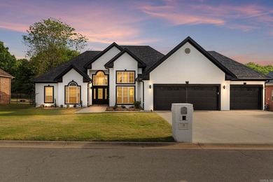 Experience elevated golf course living in this beautiful 3 - photo 42
