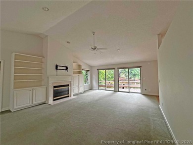 Enjoy peaceful waterfront living in this full-brick, 3-bedroom - photo 5