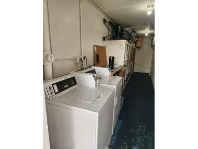 Welcome to this beautiful one-bedroom, one-bathroom condominium - photo 18