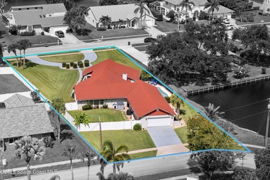 (private lake, pond, coastal) Home For Sale in Merritt Island Florida