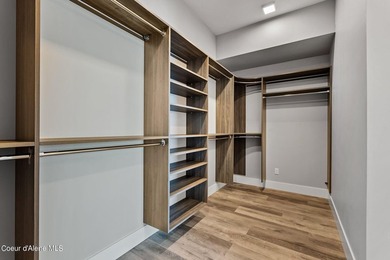 Welcome to Seasons at Sandpoint's newest addition: Building 8 - photo 22