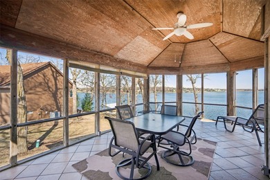 Welcome to Paradise on Sun Valley Lake in southern Iowa. This - photo 27