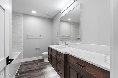 Welcome to Seasons at Sandpoint's newest addition: Building 8 - photo 28