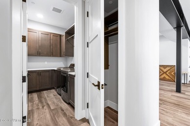 Welcome to Seasons at Sandpoint's newest addition: Building 8 - photo 29